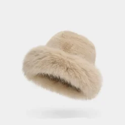 Chapeau type chapka fausse fourrure