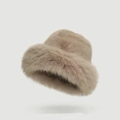 Chapeau type chapka fausse fourrure