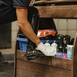 Gants de nettoyage lingettes cuir Belvoir Tack Cleaner - Carr and Day and Martin