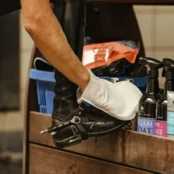 Gants de nettoyage lingettes cuir Belvoir Tack Cleaner - Carr and Day and Martin