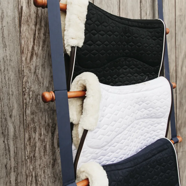 Porte tapis cheval - Grooming Deluxe