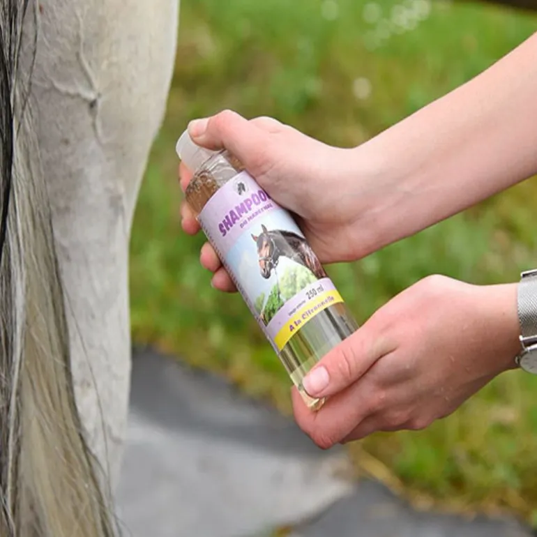 Shampoing anti-mouche cheval à la citronnelle - Gamme du Maréchal